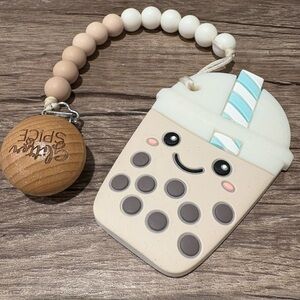 FREE with any baby,kids,maternity purchase. Baby boba teether silicone clip